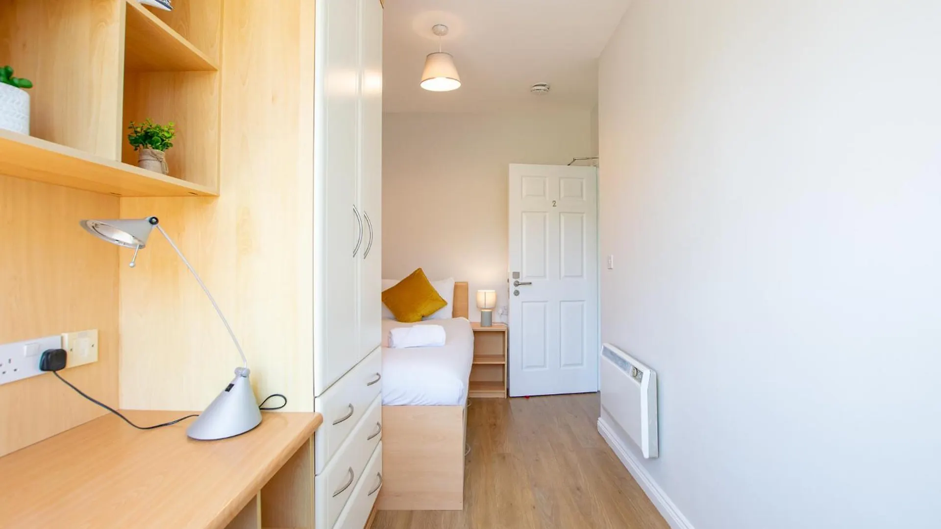 66 - Large Townhouse By Shortstays Galway Holiday home